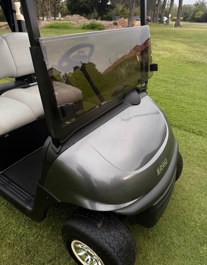 2018 model EZGO RXV 2 SEATER GAS - Image 8