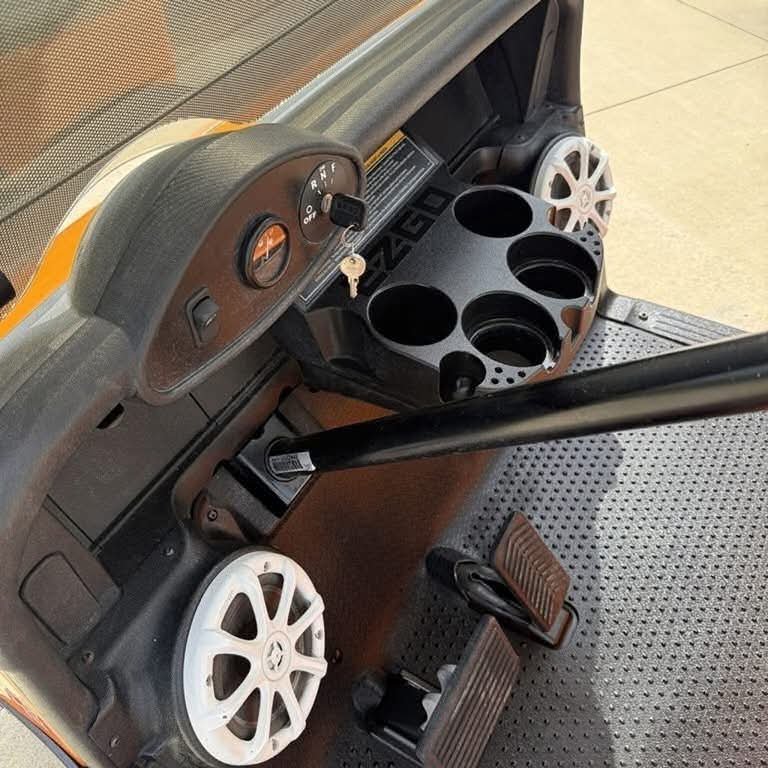 EZGO RXV 4 SEATER ELECTRIC - Image 6