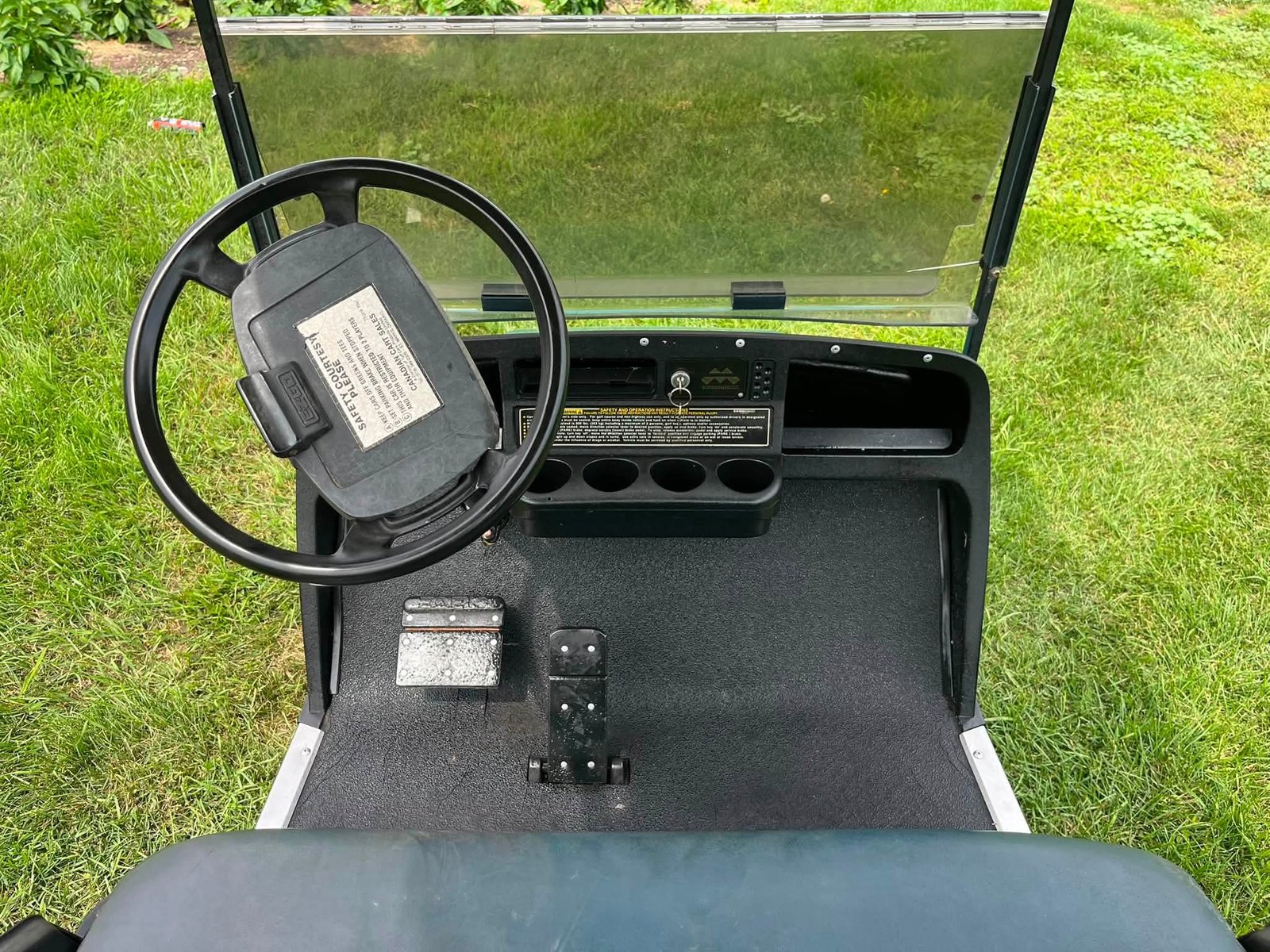 1995 EZGO TXT 2 SEATER GAS - Image 9