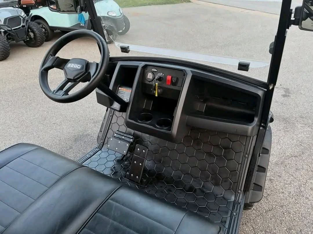 Recent 2023 CLUB CAR 2 SEATER ELECTRIC - Image 3